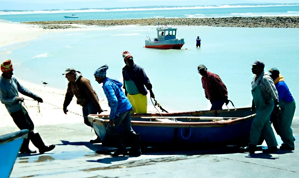 Fishermen on Cape West Coast benefit from SANParks training