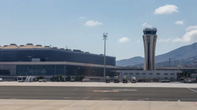 Drone obriga a encerramento temporário do aeroporto de Málaga