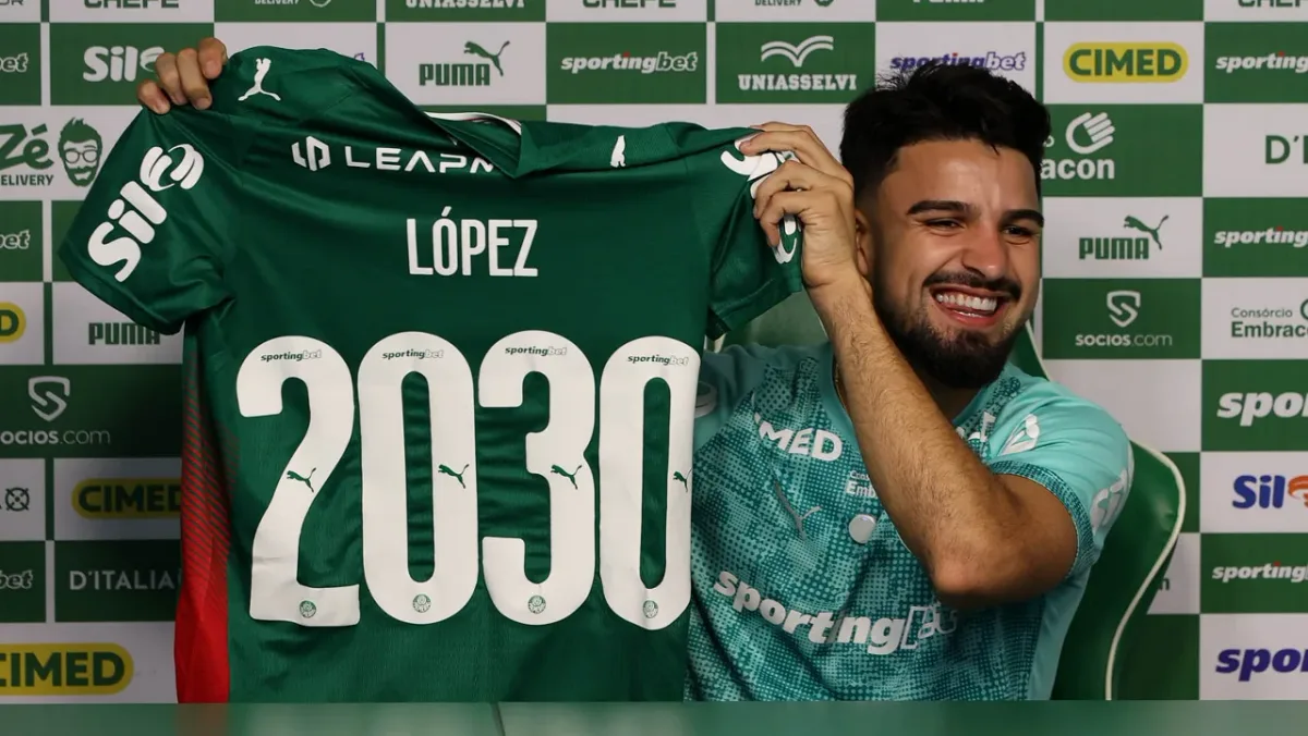 Palmeiras anuncia renovação de contrato com o atacante Flaco López; veja detalhes