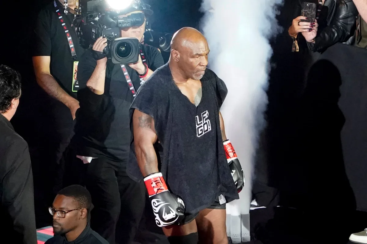 “Le voy a patear el trasero”: el feroz desafío de Mike Tyson a Floyd Mayweather y su confesión sobre la derrota ante Jake Paul