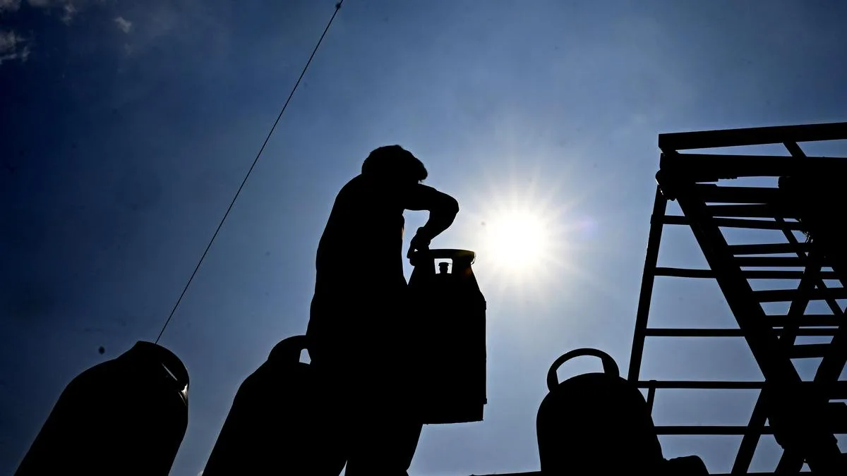 Karnataka seeks Centre’s intervention to resume new LPG connections, with 36,000 applications pending