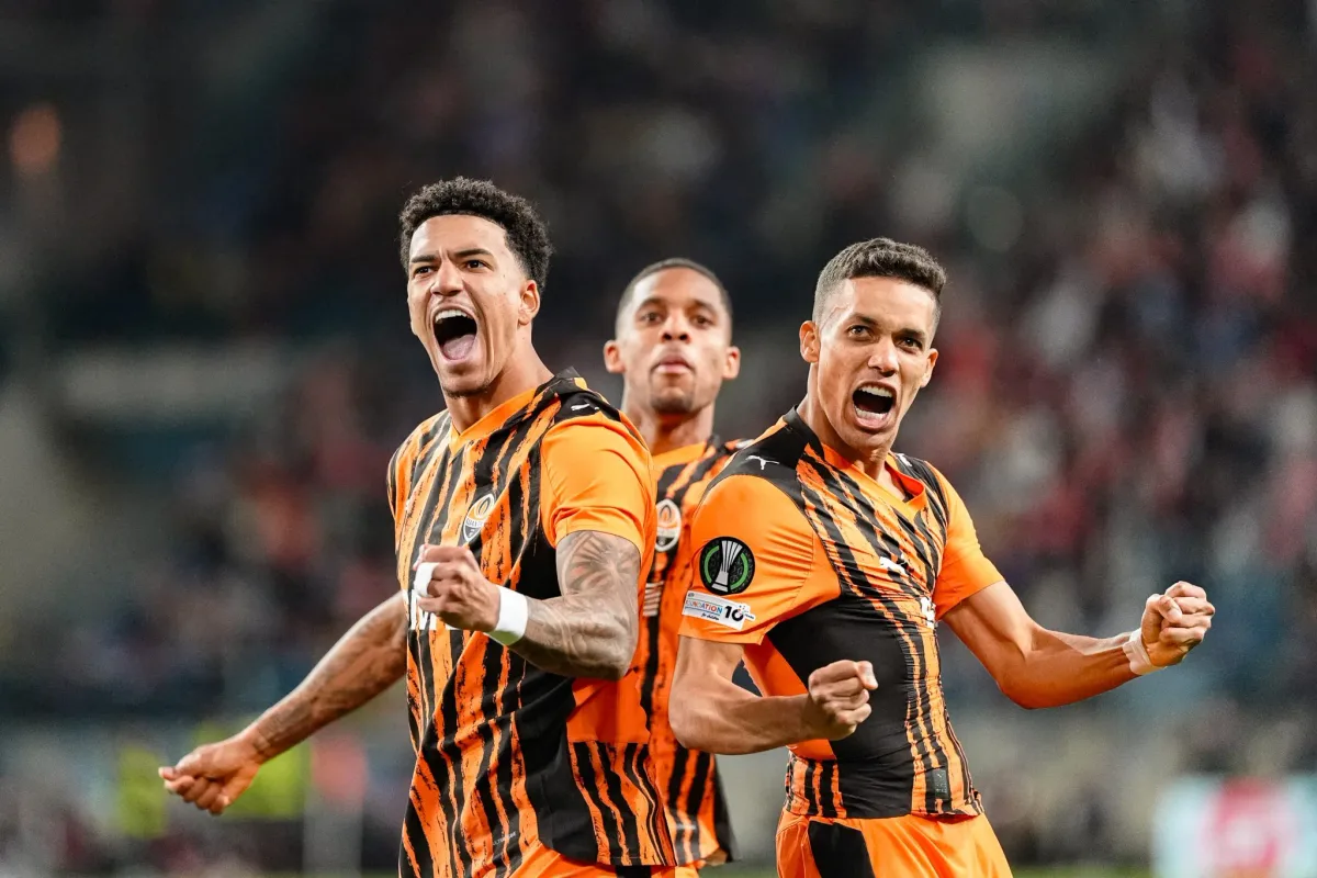 Por que o Shakhtar Donetsk quer jogar a Champions League no estádio do Chelsea?