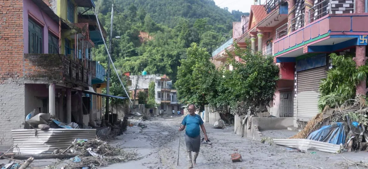 Australian woman feared missing in Nepal flood makes contact as disaster worsens