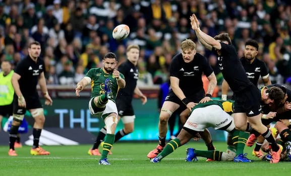 Springbok scrum coach stands firm after All Blacks accuse Boks of ‘walking around’