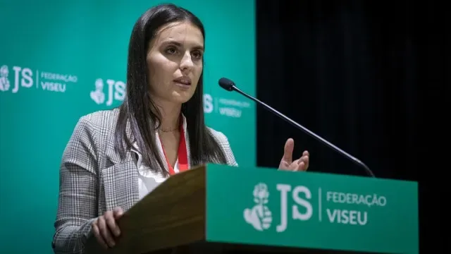 Sofia Pereira anuncia recandidatura à liderança da JS