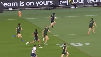 Walsh v Ponga: How the most titanic of fullback battles vindicated Walters’ faith