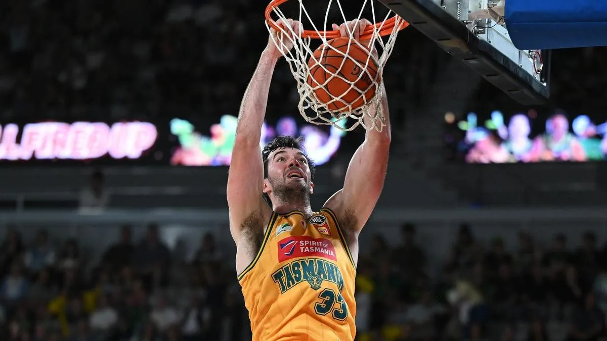 JackJumpers hammer Hawks in NBL rout