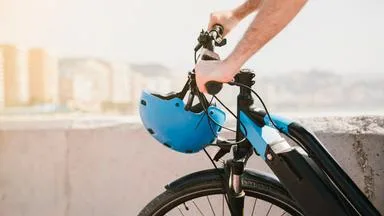 Sicher mit dem Pedelec unterwegs: Fünf Tipps für Anfänger