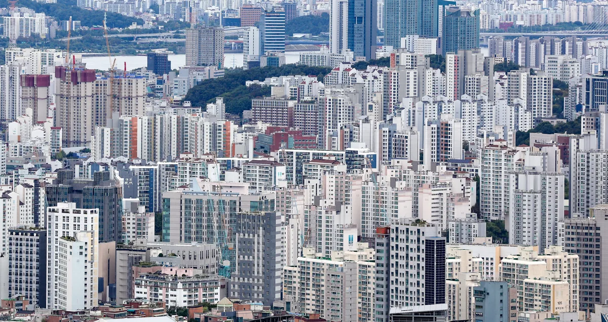 “3.3㎡당 2600만원 돌파”… ‘양극화 심화’ 서울 청약, 80% 소형 쏠림