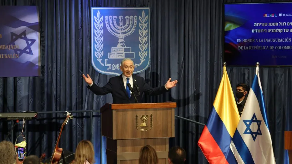 Netanyahu chama Lula de faraó e projeta ir à posse de Flávio no “pequeno país” Brasil