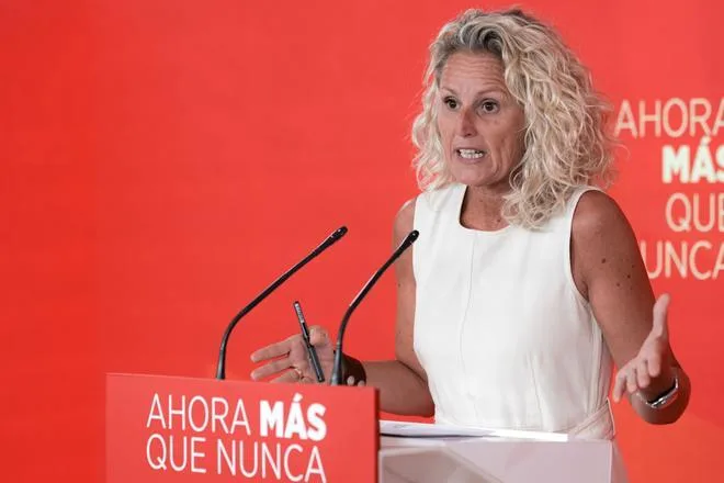 Montse Mínguez, portavoz del PSOE, dimite tras las informaciones sobre los negocios de su pareja