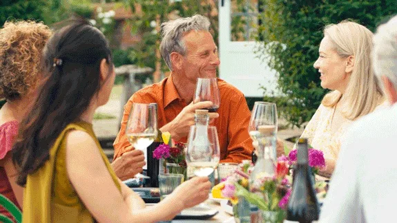 Beer, wine or liquor? Massive study reveals which was linked to lower death risk