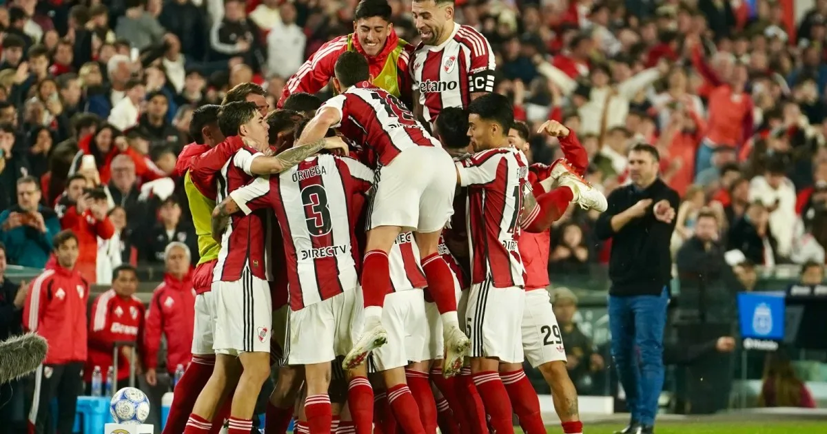 Sin Almada ni Freitas, así forma River contra Independiente Sante Fe por la Copa Sudamericana