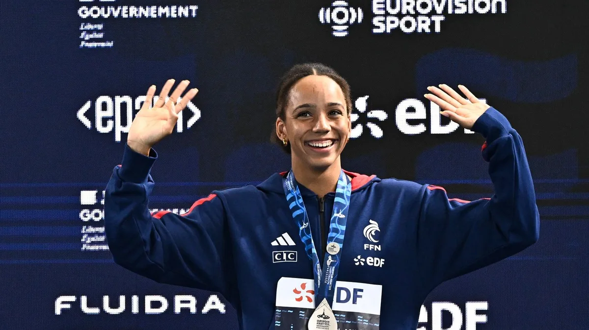 Comment Mary-Ambre Moluh est passée en quelques semaines d'une jeune pépite de la natation française à une cador du dos européen