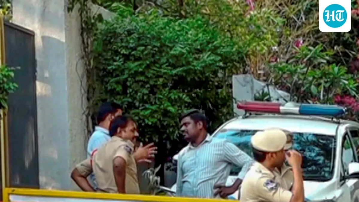 2 dead as under-construction building collapses in Hyderabad's Madhapur, rescue underway
