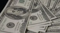 Dólar ronda estabilidade com mercado de olho em eleição e inflação dos EUA