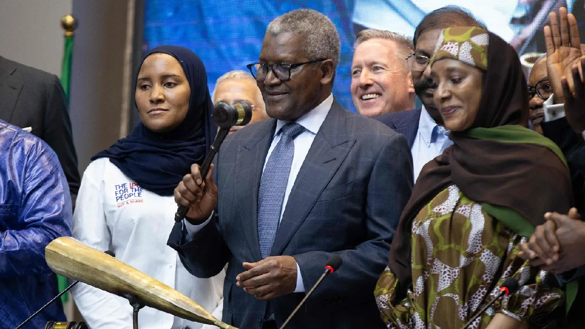 Dangote refinery IPO sparks investor rush in Nigeria