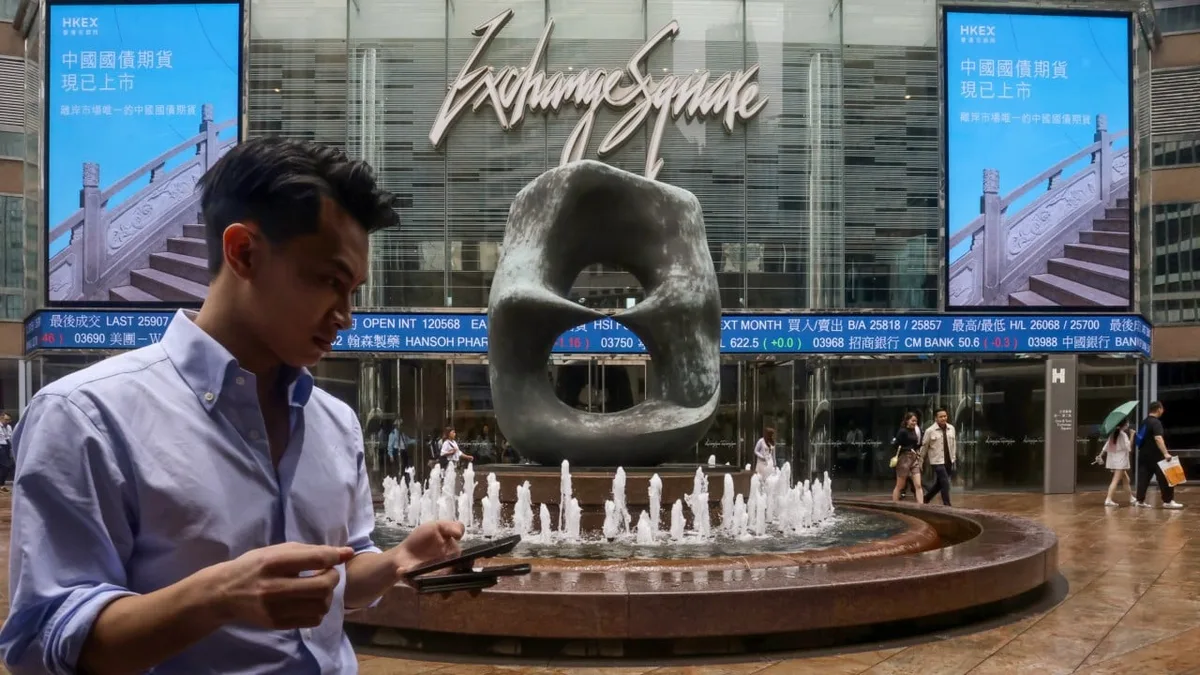 Hong Kong stocks decline as rising bond yields and stalemate in Iran war dent sentiment