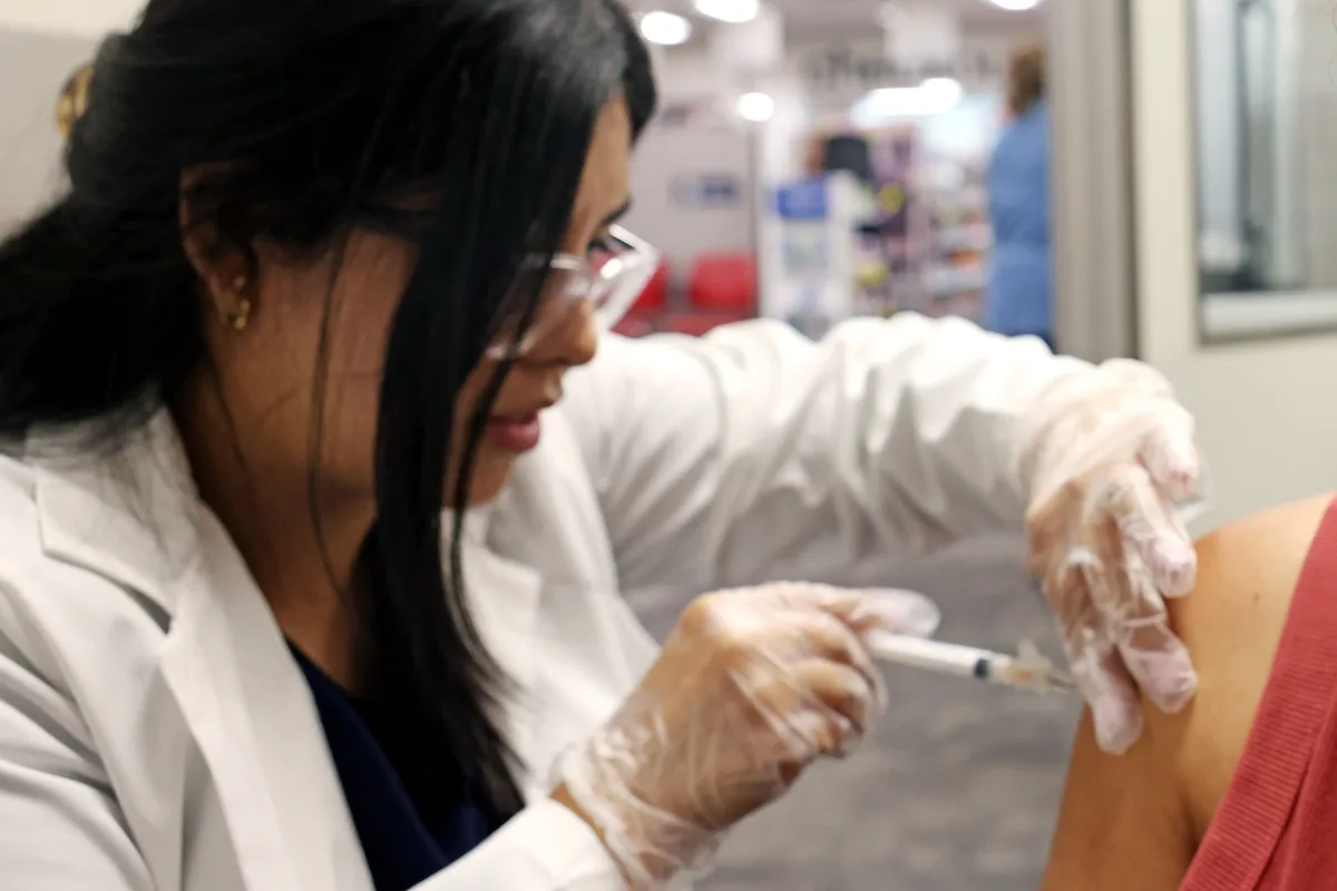 All Canadians should be eligible for a free shingles vaccine