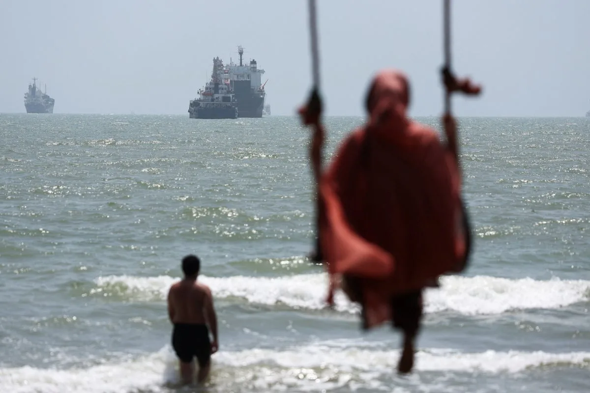 Iran-US war latest: Tehran insists Strait of Hormuz is still closed despite ‘understanding’ with Oman