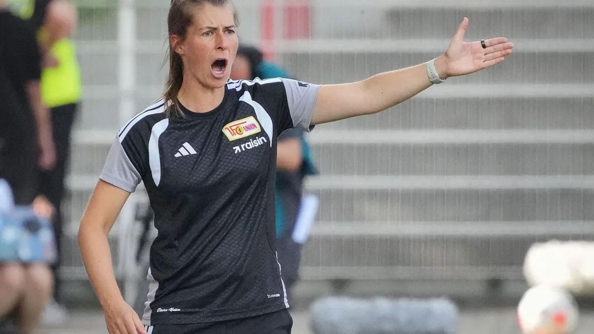 Fußball-Bundesliga der Frauen: Unionerinnen eröffnen Saison gegen Meister Bayern München