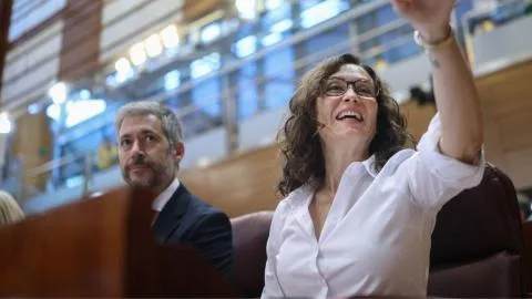 El Gobierno de Ayuso acumula 100 preguntas sin respuesta sobre el "fantasma" del ático de Chamberí