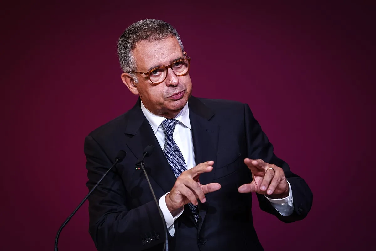 Seguro defende que "a pobreza não pode ser encarada como inevitável"