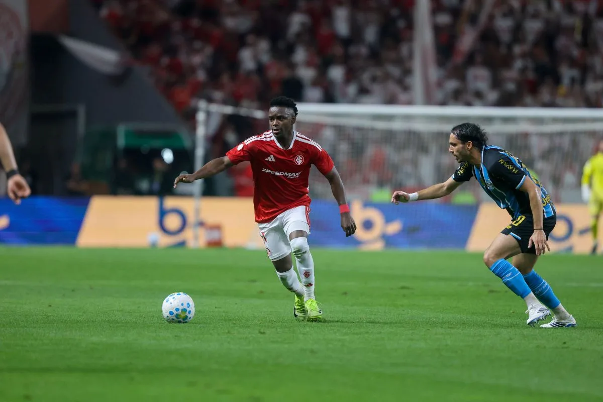 Copa do Brasil: Grêmio e Internacional não saem 0 x 0 no Beira-Rio
