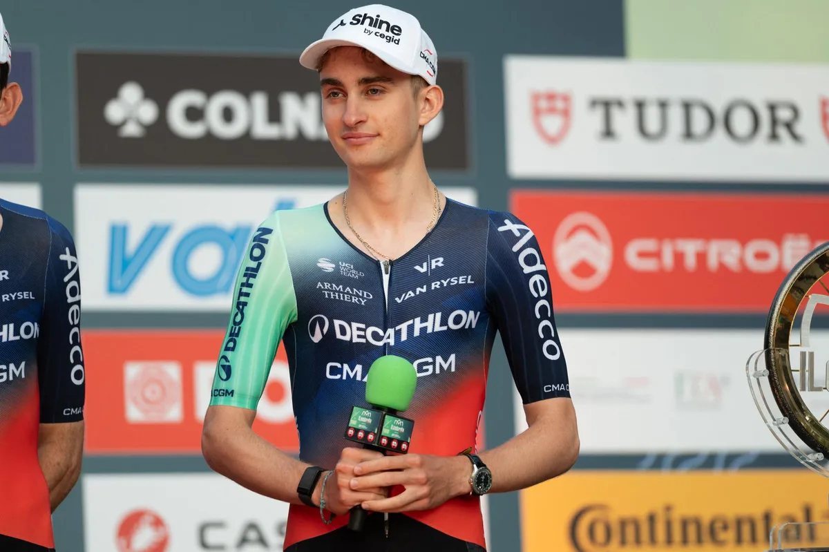 À 20 ans, Paul Seixas remporte le Tour de Lombardie 2026, premier « Monument » de sa carrière