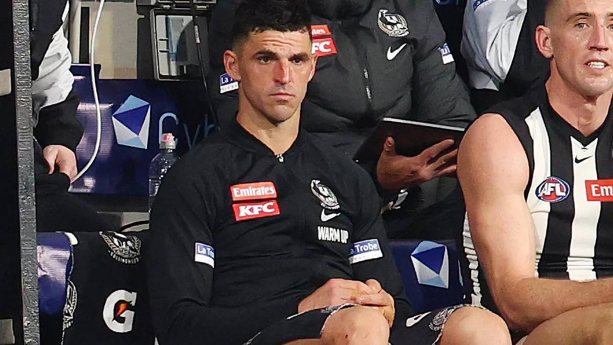 Pendlebury suffers knee issue in Pies' clash with Lions