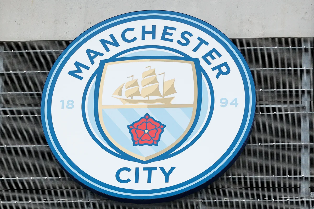 Clubes de la Premier League temen una intervención política en el caso Manchester City