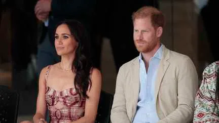 "Il a trahi sa famille et le roi" : le retour d'Harry et Meghan au Royaume-Uni ne fait pas l'unanimité chez les Britanniques