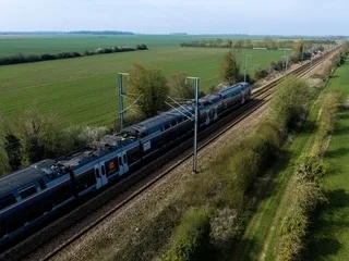 Suivre en direct les trains du monde sur une carte : telle est l’ambition de TrainTracker24 qui ouvre ce mercredi