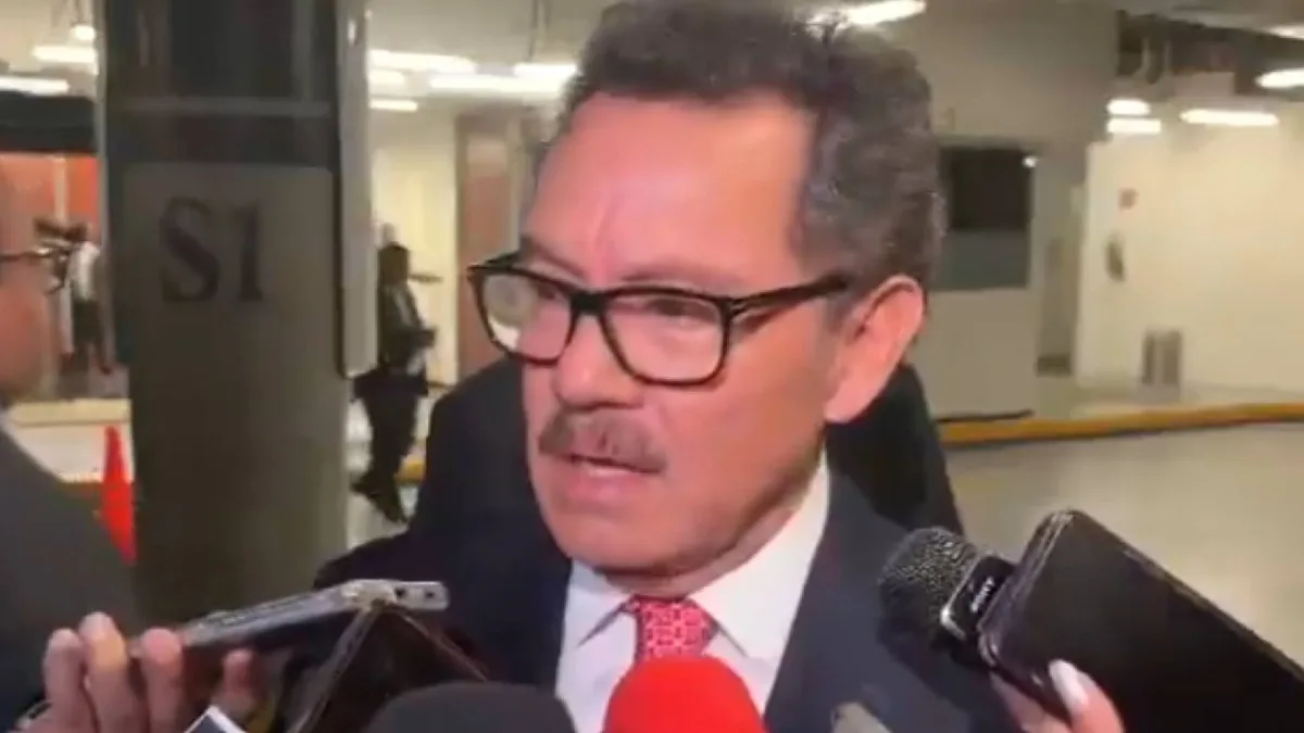 Inzunza ignoró a Ignacio Mier: le pidió que solicitara licencia en el Senado