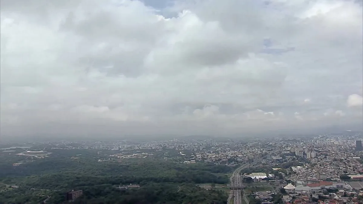 BH e região metropolitana podem ter chuva forte neste sábado; veja a previsão