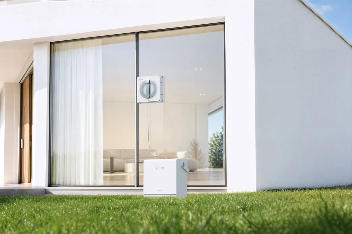Ecovacs amplía su catálogo con el robot limpiacristales Winbot W2S Pro Omni y la familia Ultramarine para piscinas