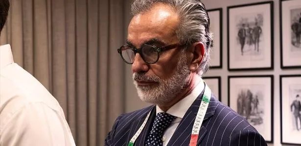 Quem é Vasco Vasconcellos, alfaiate dos bilionários citado a Vorcaro