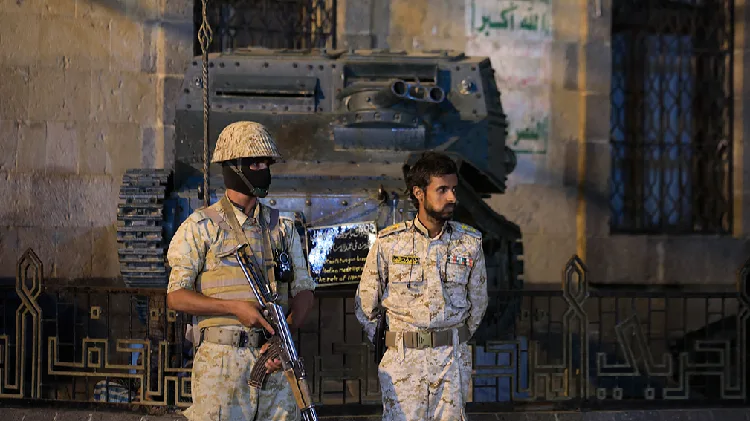 Trump says Houthis will not fight US as Iran deploys troops
