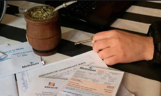Advierten que los servicios impiden que baje la inflación, aun con una economía debilitada y el dólar planchado