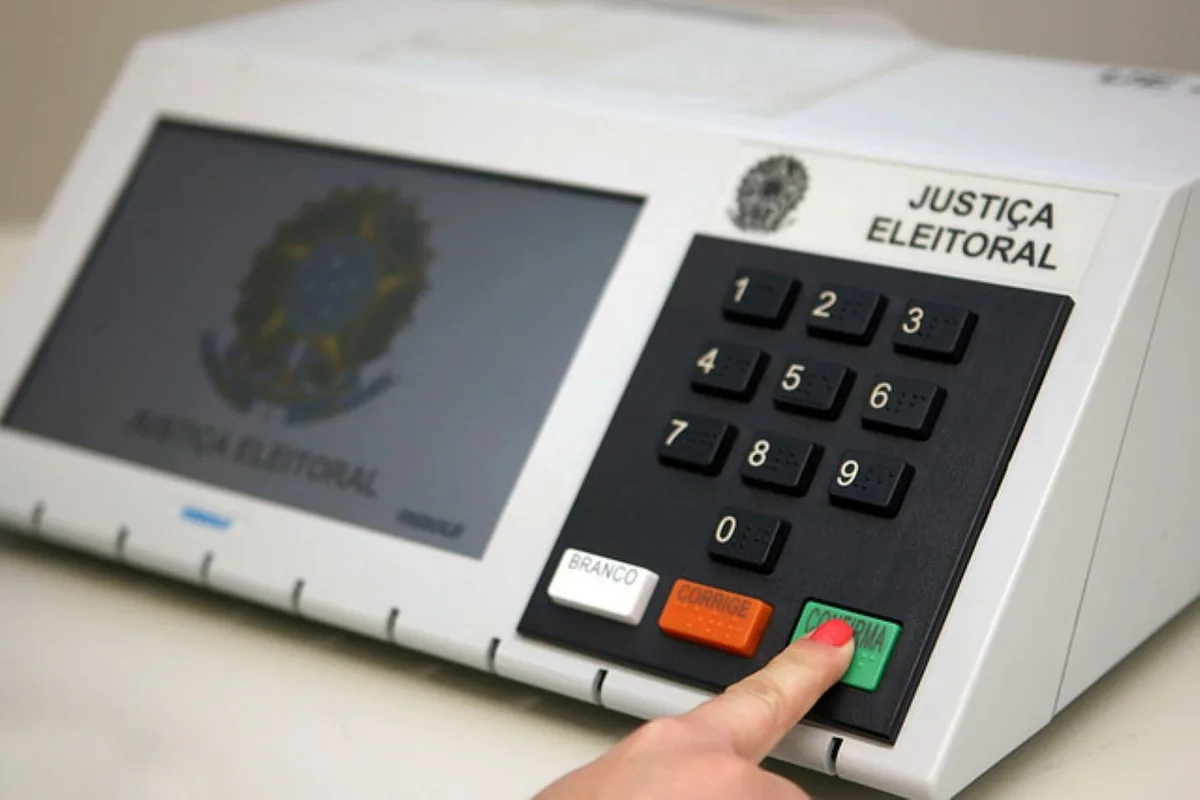 Quaest em SE: veja intenção de voto para governador por sexo, raça, idade, escolaridade, religião, renda e identificação política