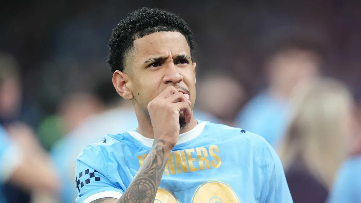 Spurs sign Savio from Man City in £85m deal