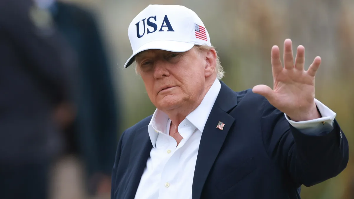 Liveblog Ukrainekrieg: Trump fordert von Selenskyj Stopp der Angriffe auf russische Raffinerien