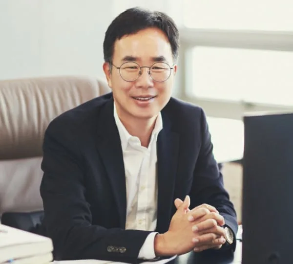 진양곤 의장, HLB제넥스 주식 또 샀다…개인 명의로 계열사株 62차례 매수