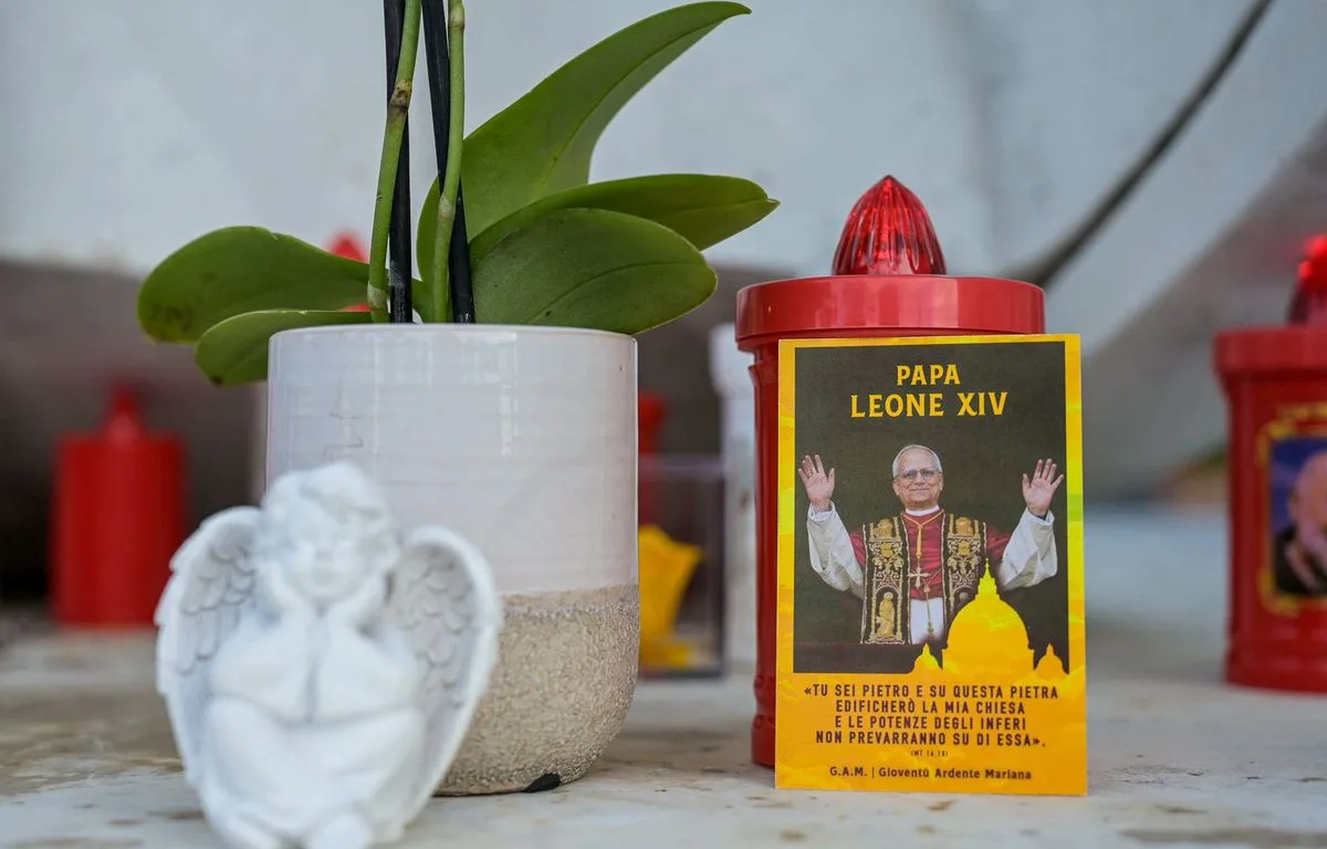 Le pape Léon XIV va sortir de l’hôpital ce samedi