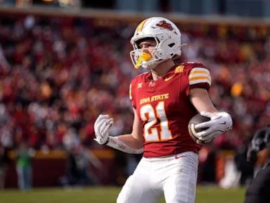 Aiden Flora's career day leads Cyclones' offensive onslaught in 55-7 win over Bowling Green