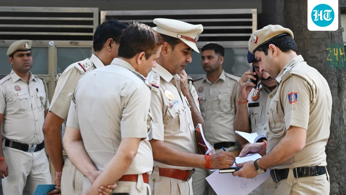 Woman found murdered inside Delhi hotel room, man found injured after suicide attempt