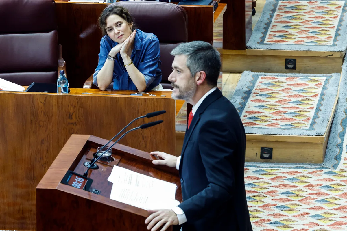 Las casi 100 preguntas sobre las incógnitas del ático reciben una respuesta similar del Ejecutivo de Ayuso: ya está todo contestado