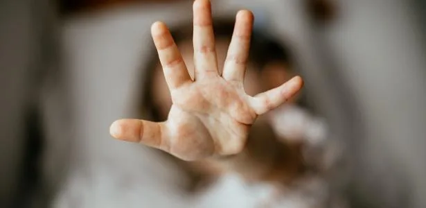 Líder religioso é indiciado por importunação e mais 18 crimes contra fiéis