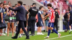 Simeone: «A decisão de mandar Julián Alvarez para o balneário foi do clube»