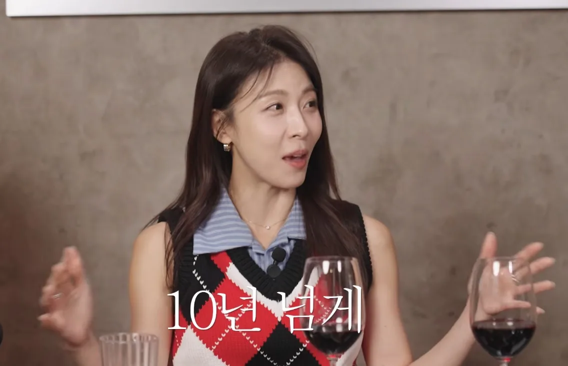 ‘48세’ 안 믿기는 하지원… 10년 째 마시는 ‘음료’ 있었다, 뭘까?